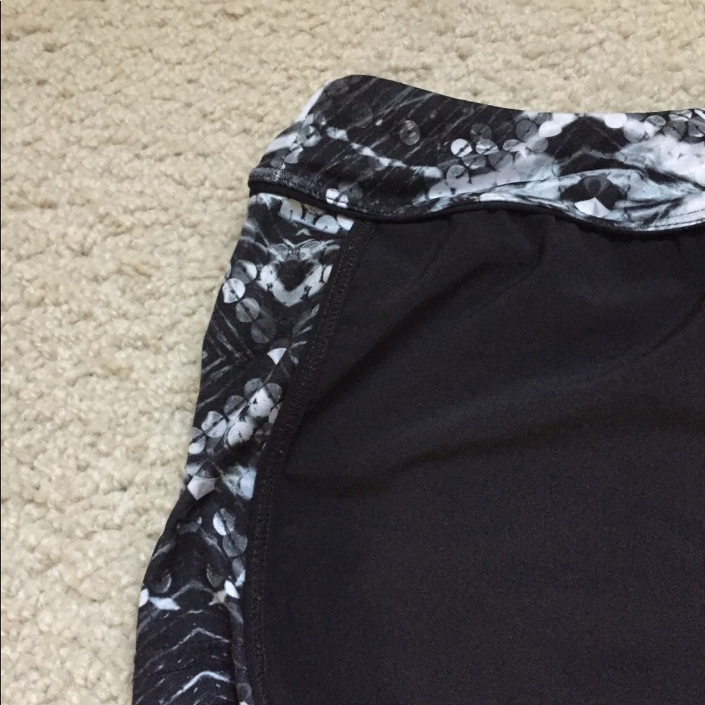 ASICS shorts - Picture 2 of 6